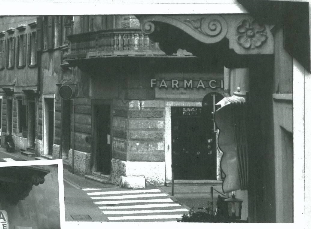 Vecchia foto della Farmacia Centrale