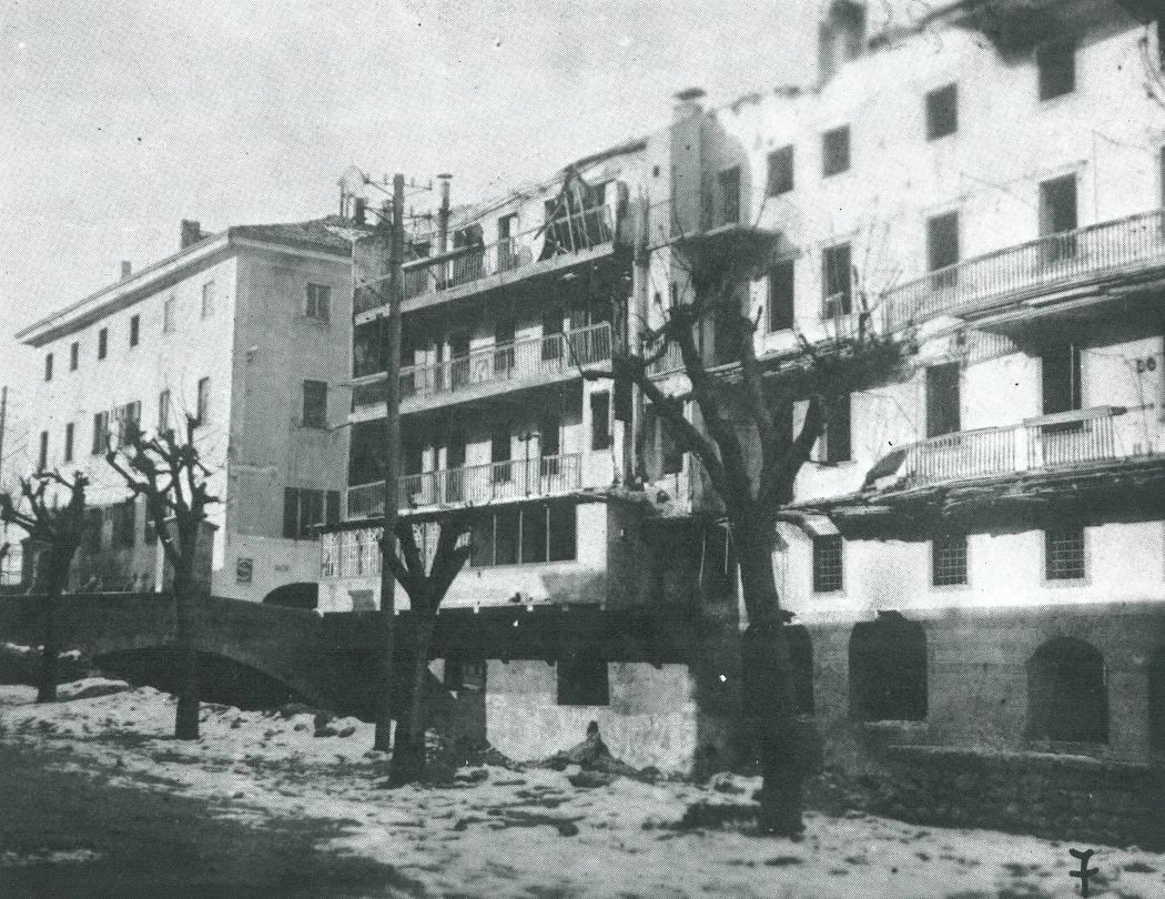 Vecchia foto della Farmacia Centrale